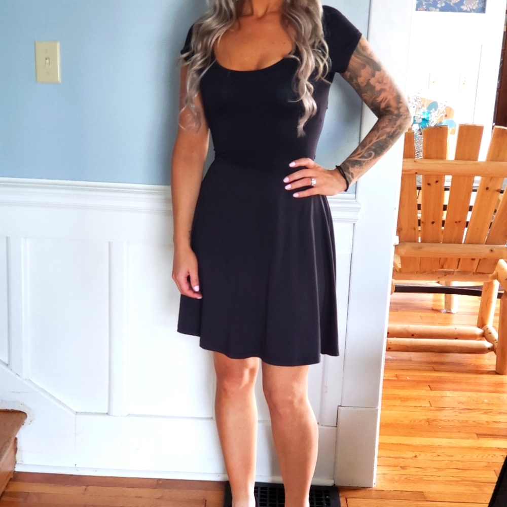 Black Skater Dress - M